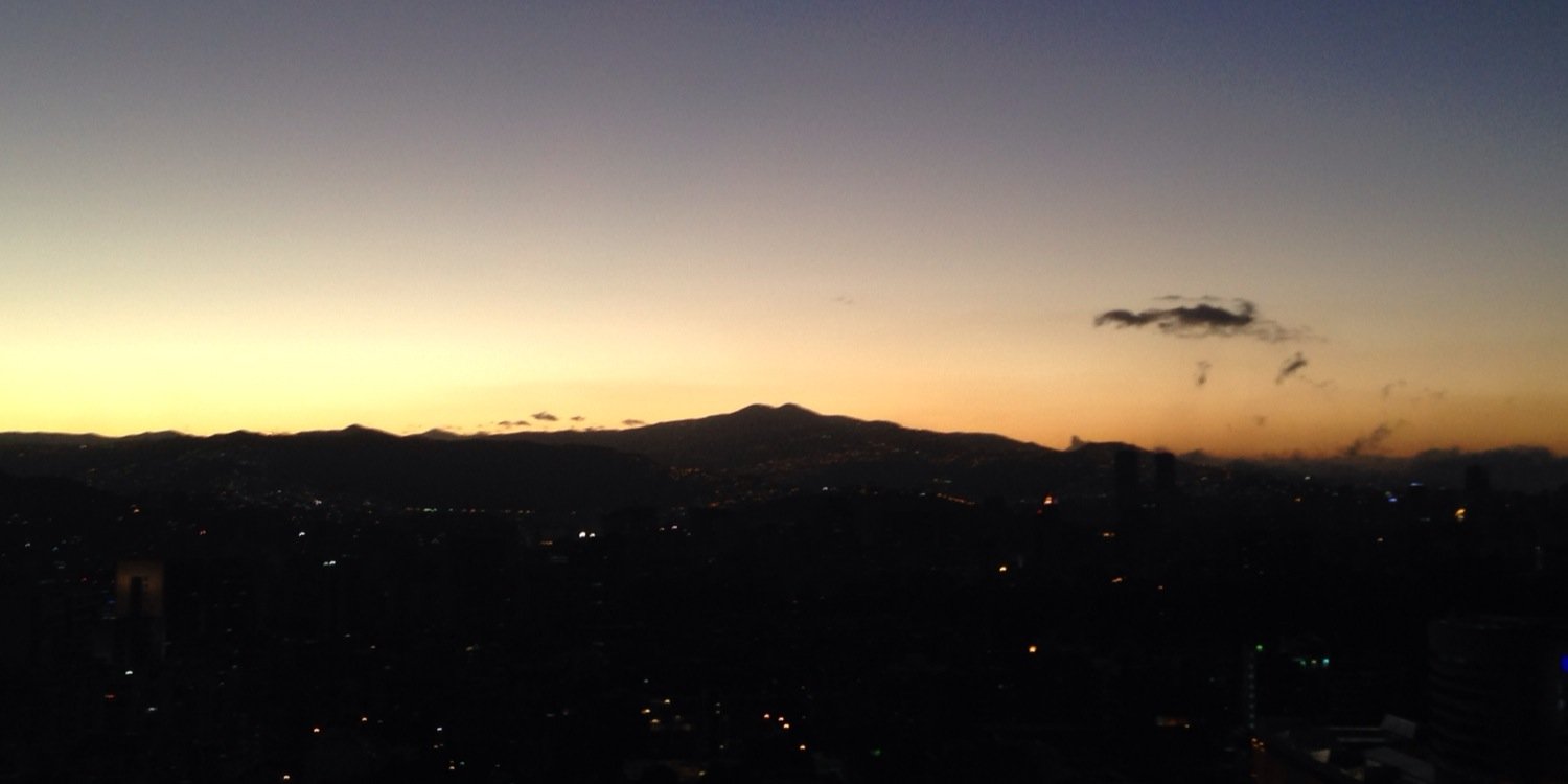 dra_agostini's profile banner image