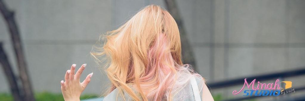 rofminah's profile banner image