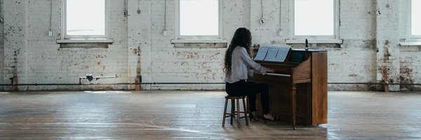 AlexWhorms Profile Banner