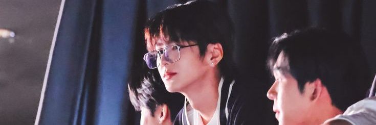 𐙚rora lg life after tka banner