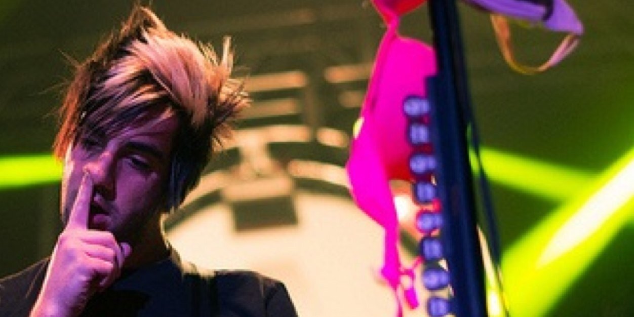 cryniall's profile banner image