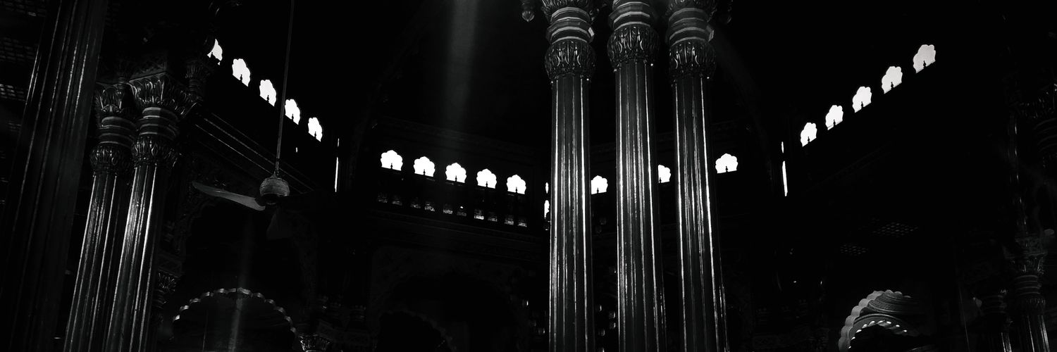 ujjvi's profile banner image