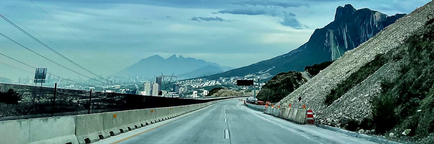 Édgar A. Martínez M. banner