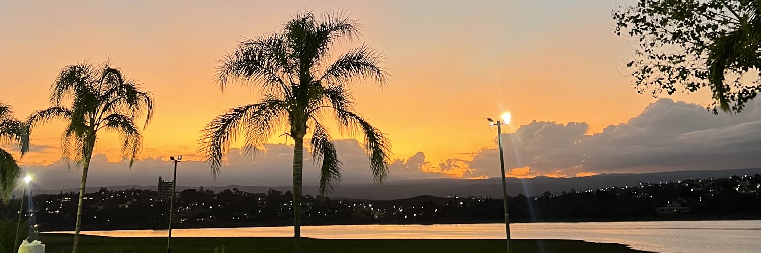 aylenbustos_'s profile banner image