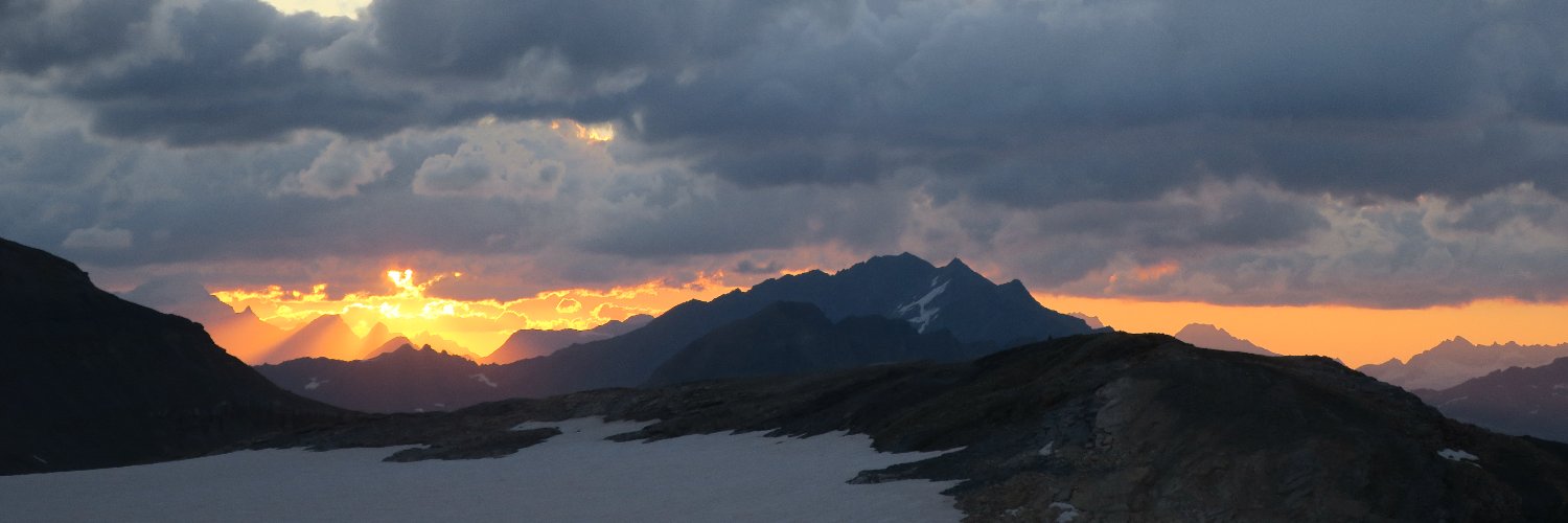 MystrallAurea's profile banner image
