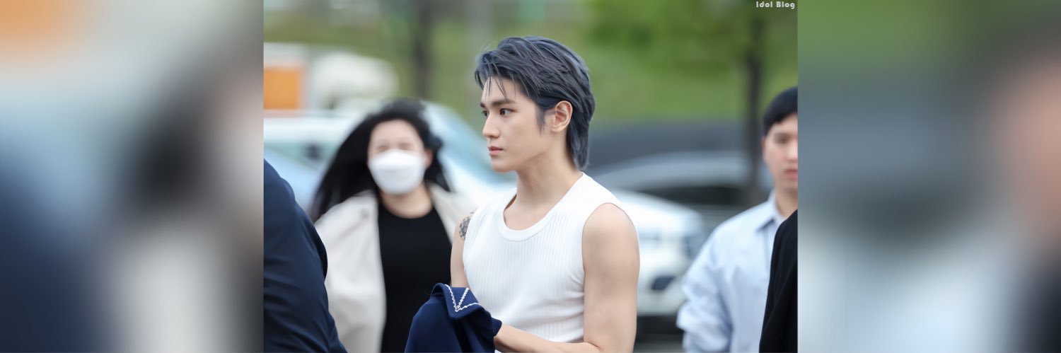 ylvly_'s profile banner image