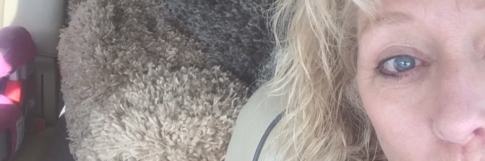 kellieatkc's profile banner image