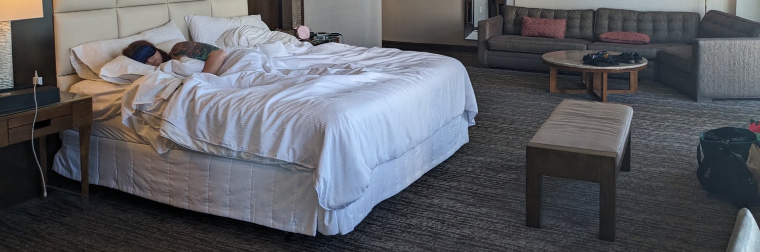 Erodere Kitty 🔞 banner