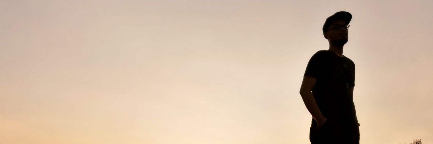 Tonnylauw21's profile banner image