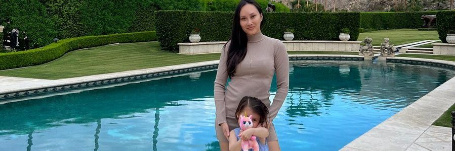 Dr, Jennifer Preston, MD. banner