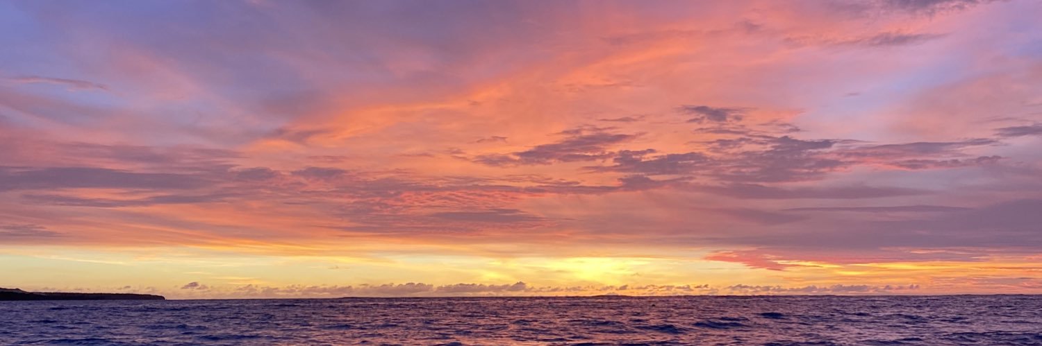 eunikeeke's profile banner image