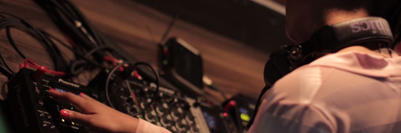DJ Sue banner