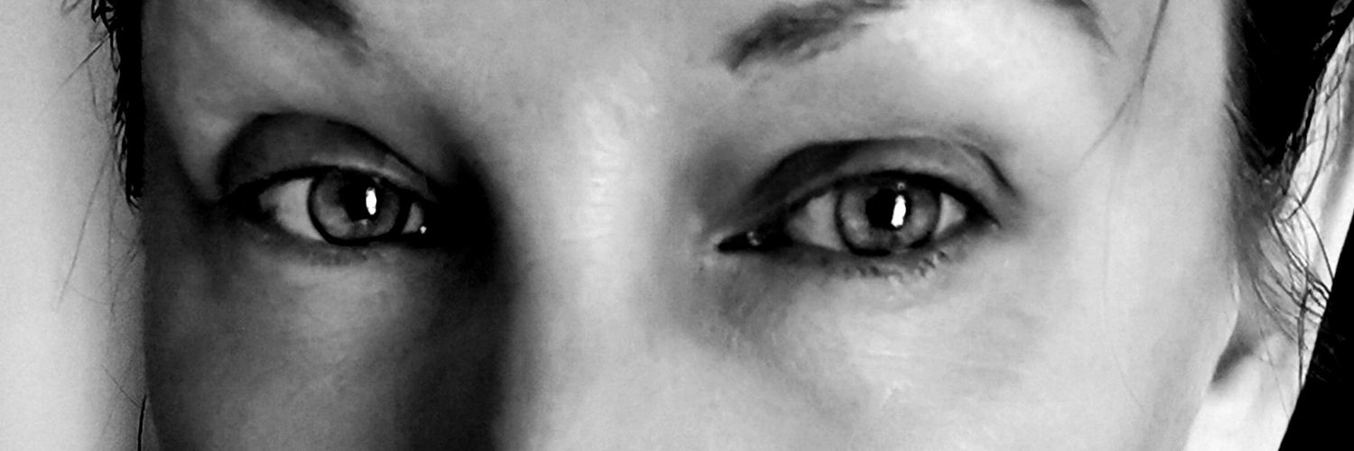 Julie Sinclair banner