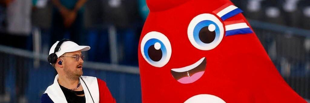 Chloé Woitier ☕ banner