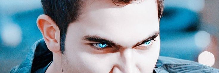 𝔇𝔢𝔯𝔢𝔨 ℌ𝔞𝔩𝔢 banner