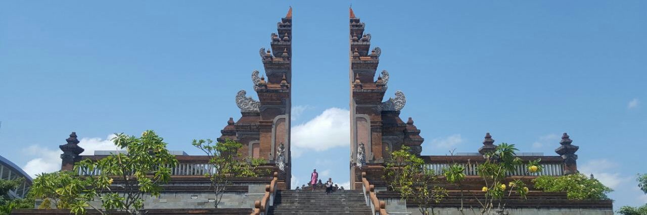 FaatimaZaini's profile banner image