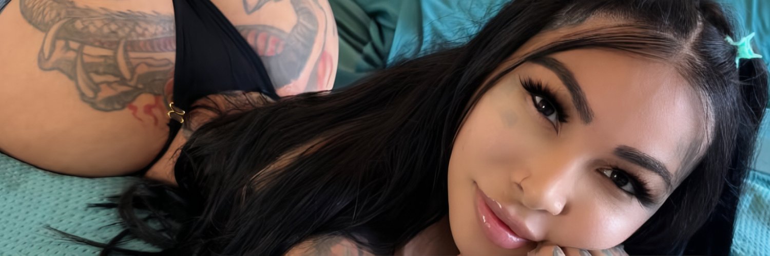 Lexi Rose 🍒's banner