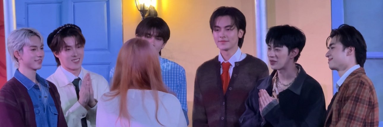 จิวจิคงับป๋ม εїз banner