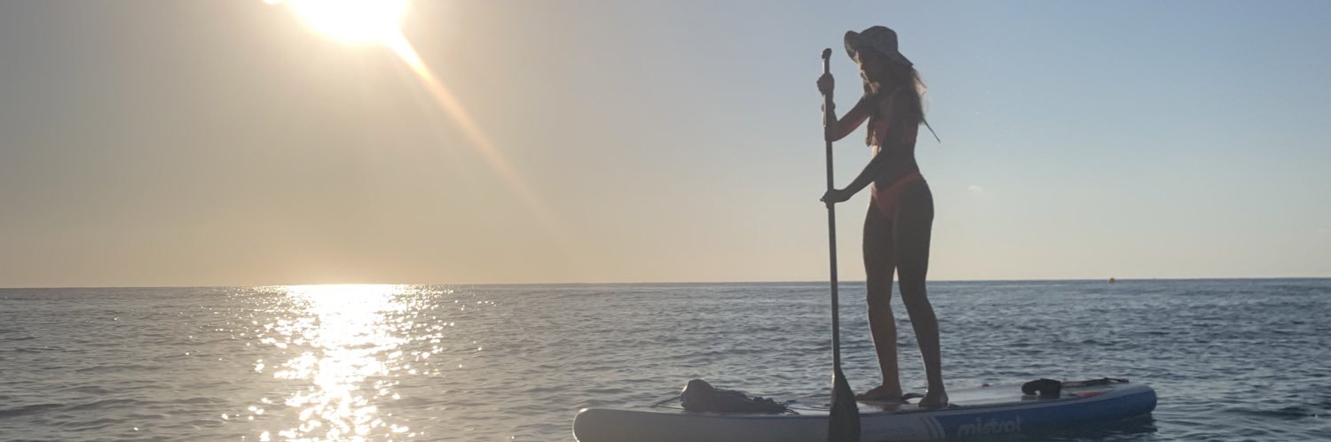 ruthanton_'s profile banner image