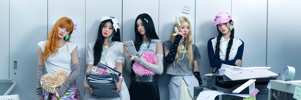 ILLIT_twt Profile Banner