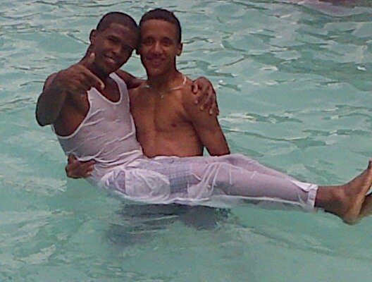 El negro bello π² banner