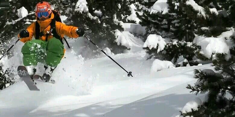 Joaquín Álvarez banner