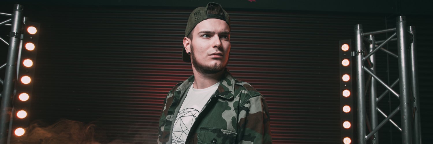 LeeYoMusic's profile banner image