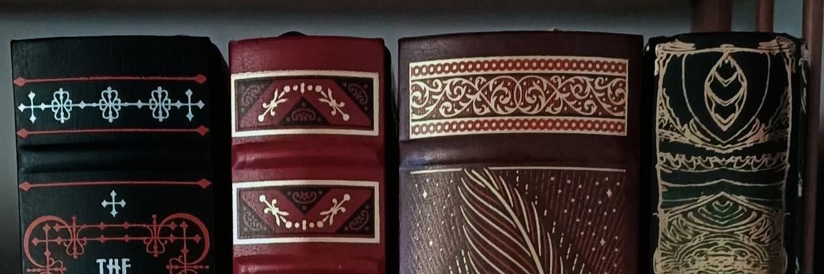 h e l i a 🐍 (เกรด 11 เนียนรู้จักได้เลย) banner