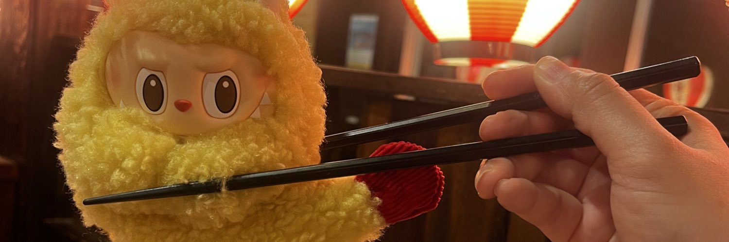 vanessahego's profile banner image