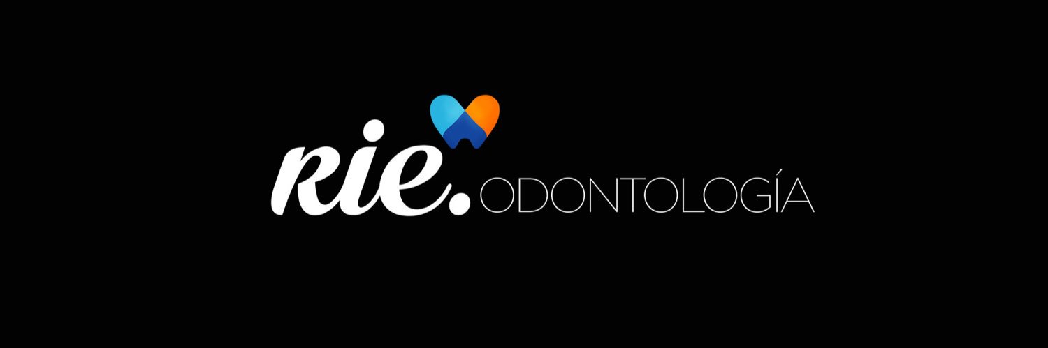 leslieandre's profile banner image