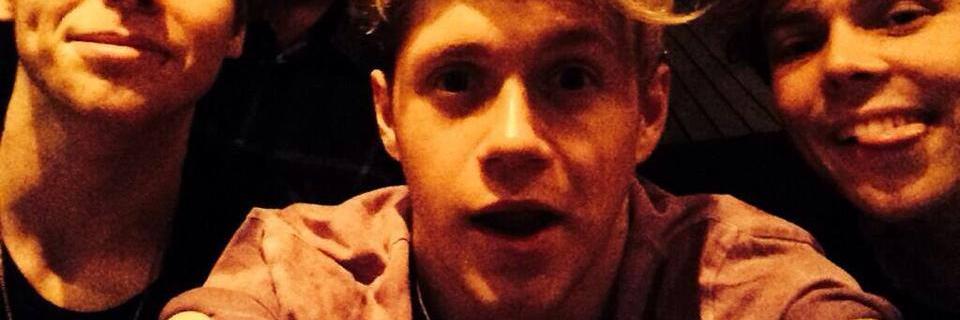1DTria's profile banner image