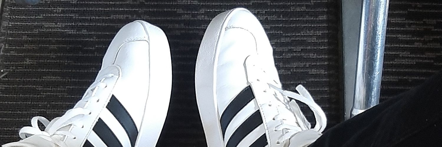 Slim banner
