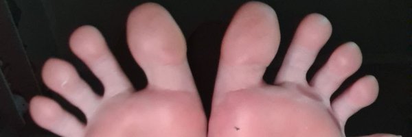 Feet_Shoutout Profile Banner