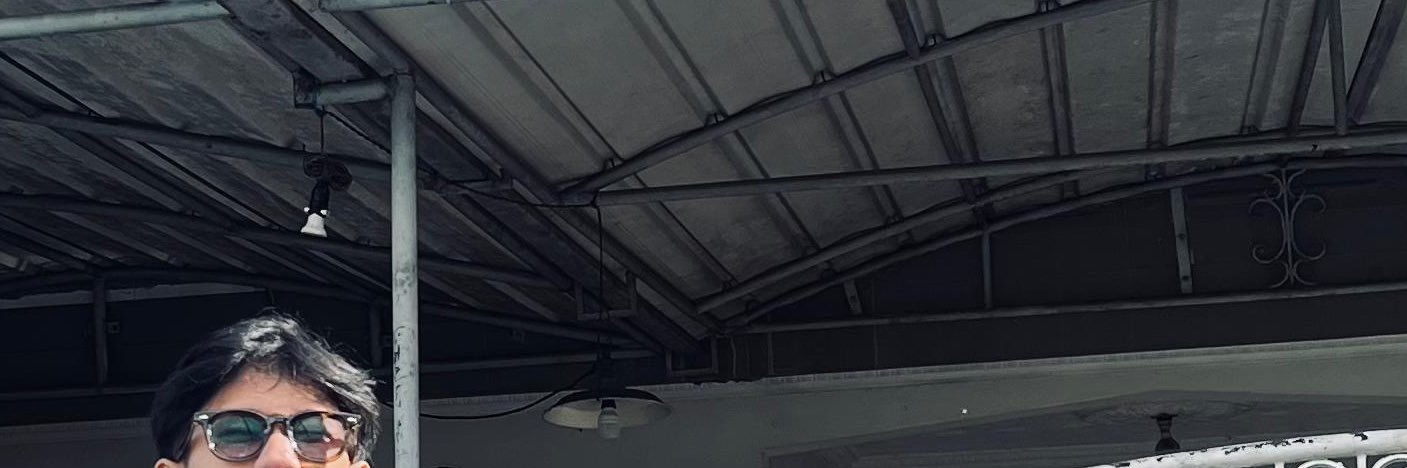 Holyyyshtttt banner