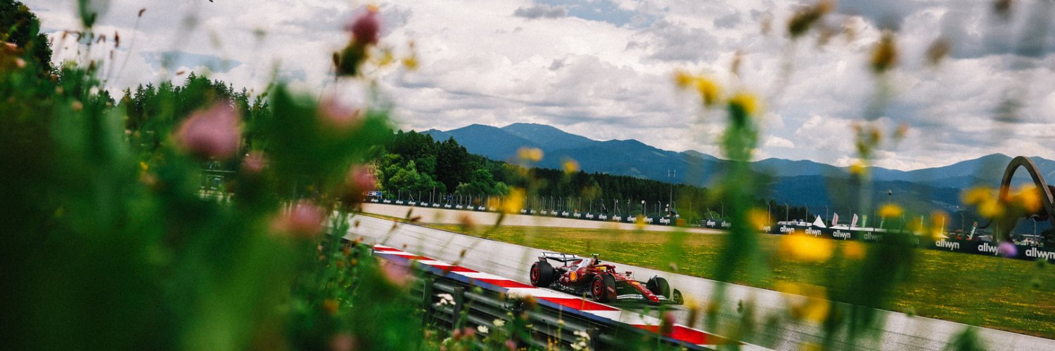 jasonwee_'s profile banner image