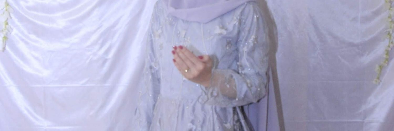ainamutmaina's profile banner image