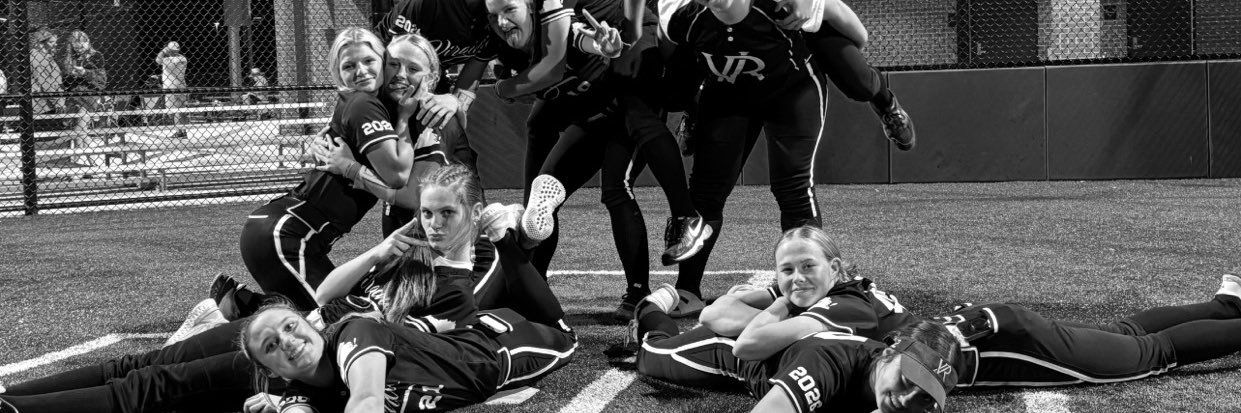 alli hale banner