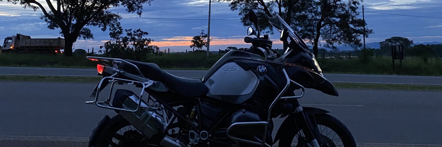 mrcsjrr's profile banner image