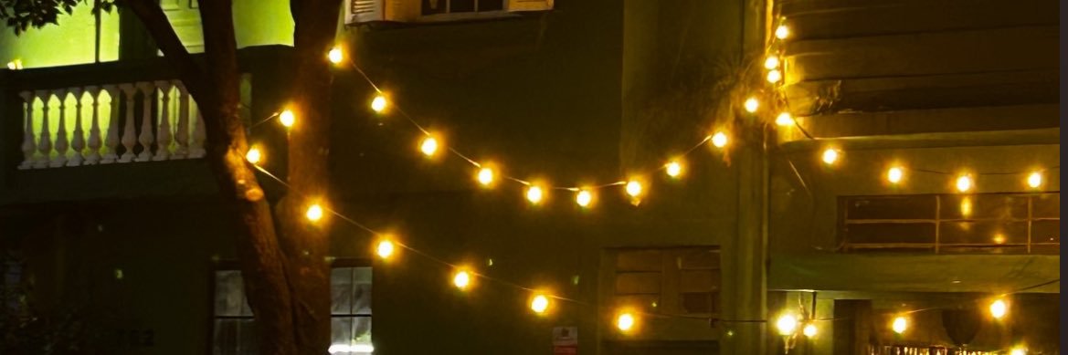 mel_mesquit's profile banner image