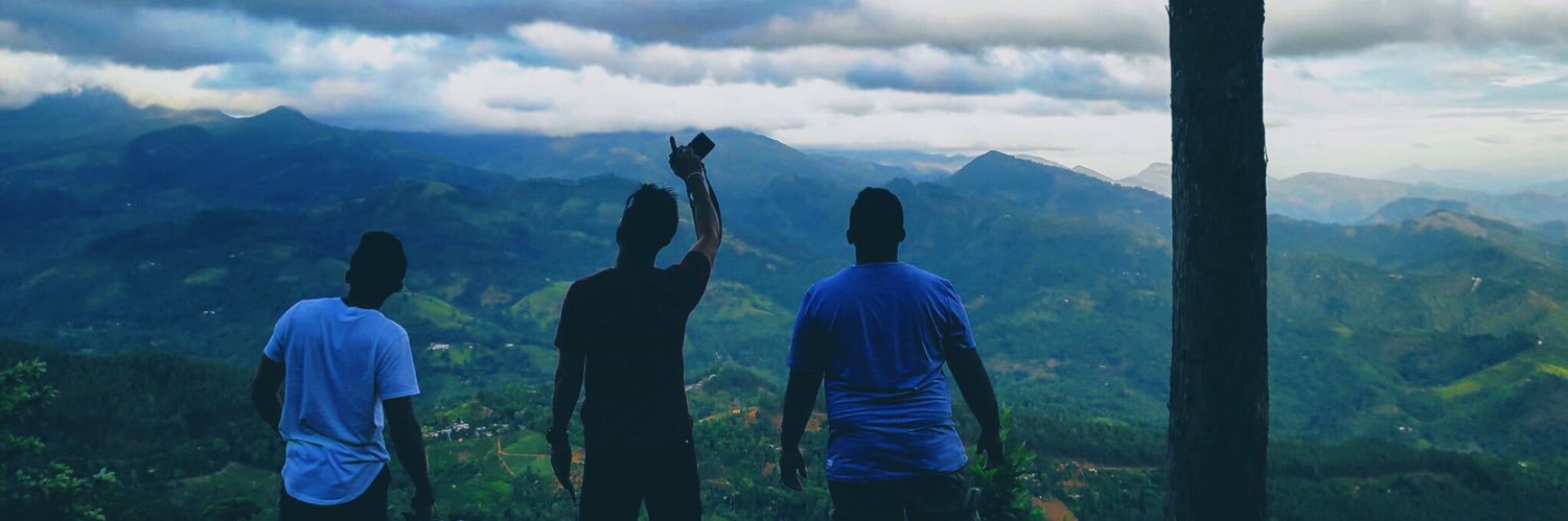 _hhazik's profile banner image