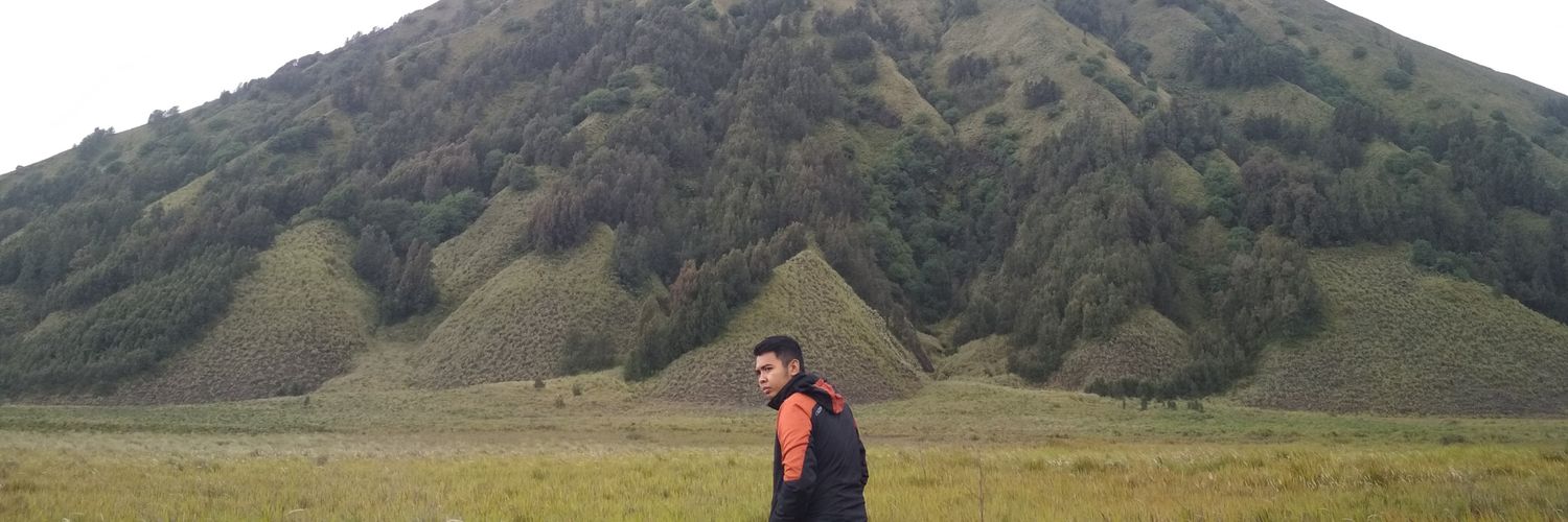 Luguh1's profile banner image