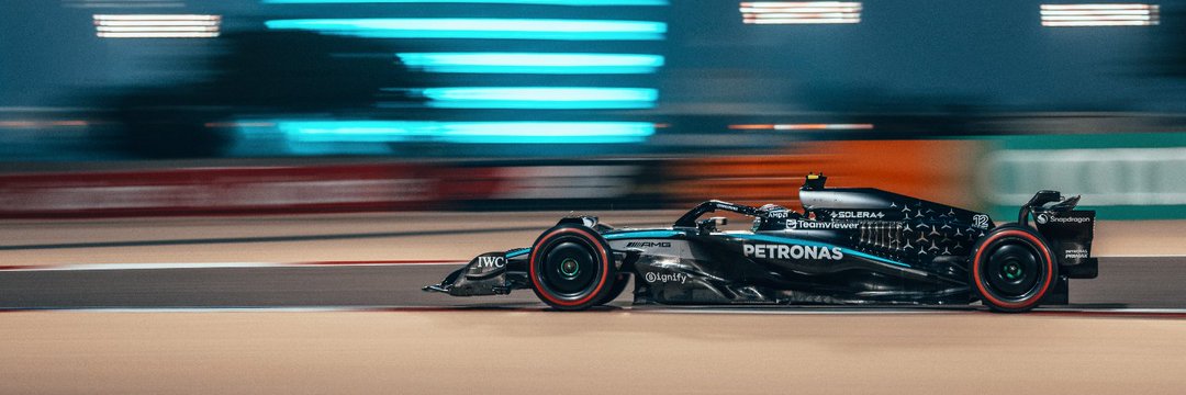 Mercedes Hub's banner