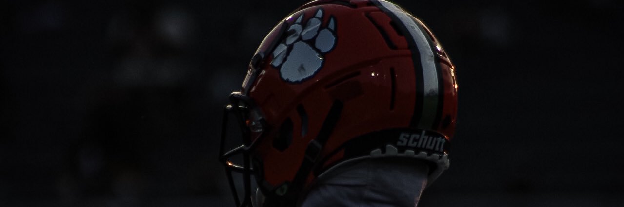 Darius wallace banner