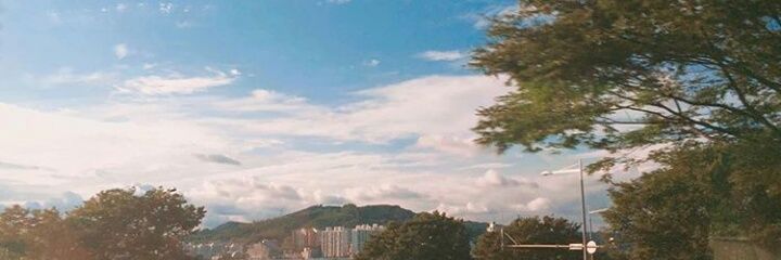 eunseyow's profile banner image
