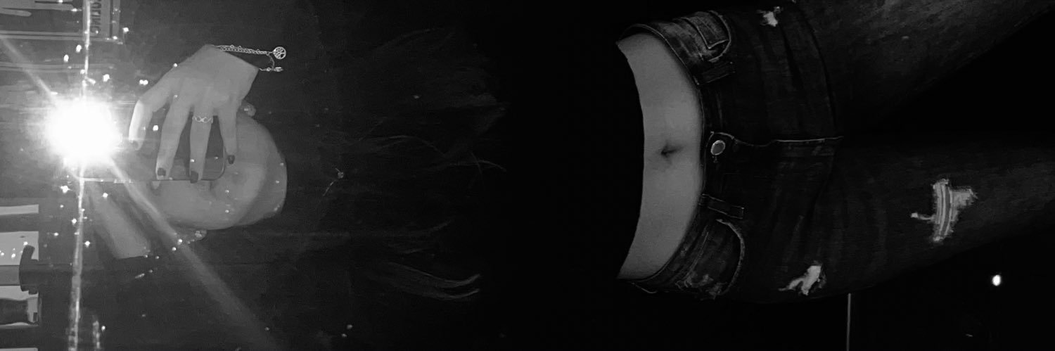 iclarabea's profile banner image