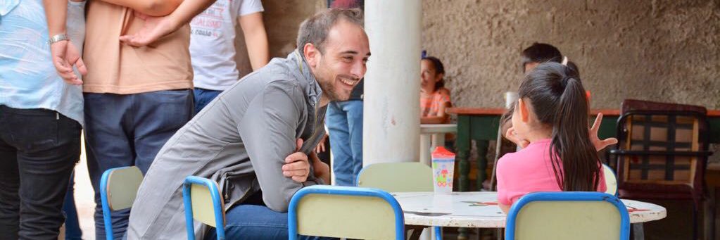 Héctor Mignola. banner