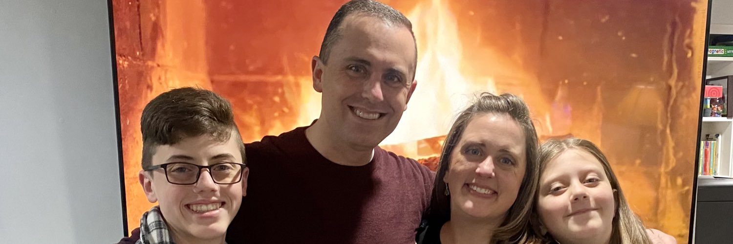 🄴🅁🄸🄲 🄻🄰🅁🅂🄾🄽 banner