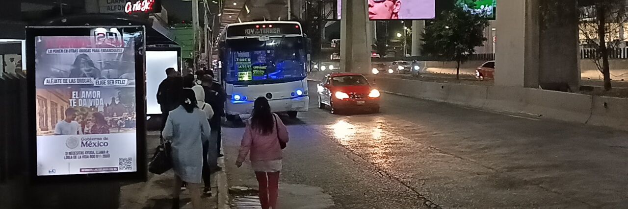 Alberto López banner