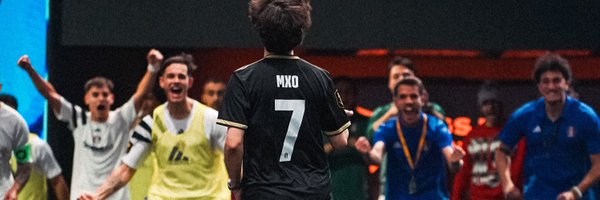 ManuuXO Profile Banner