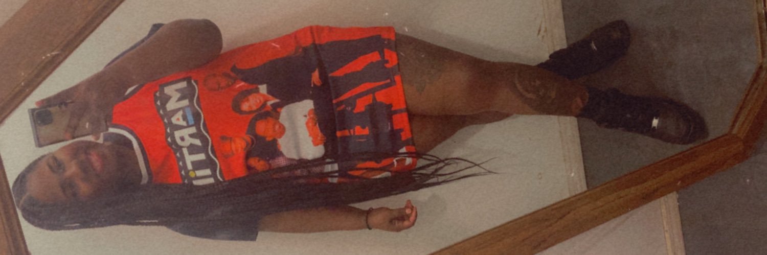 juniebejoness's profile banner image